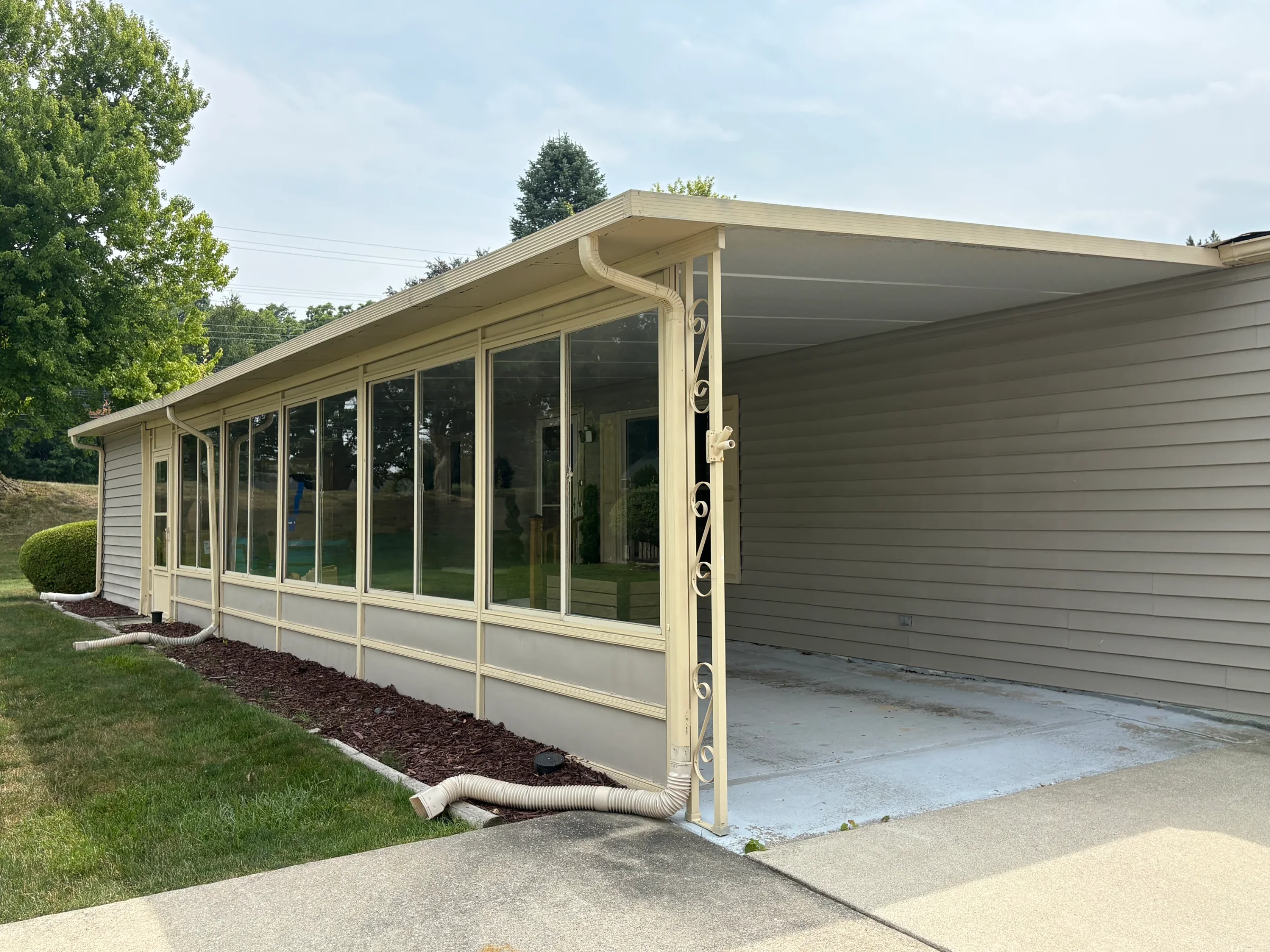 2987 Nightingale Street manufactured home in Avon on the Lake Senior Community, Rochester Hills, MI — photo 4