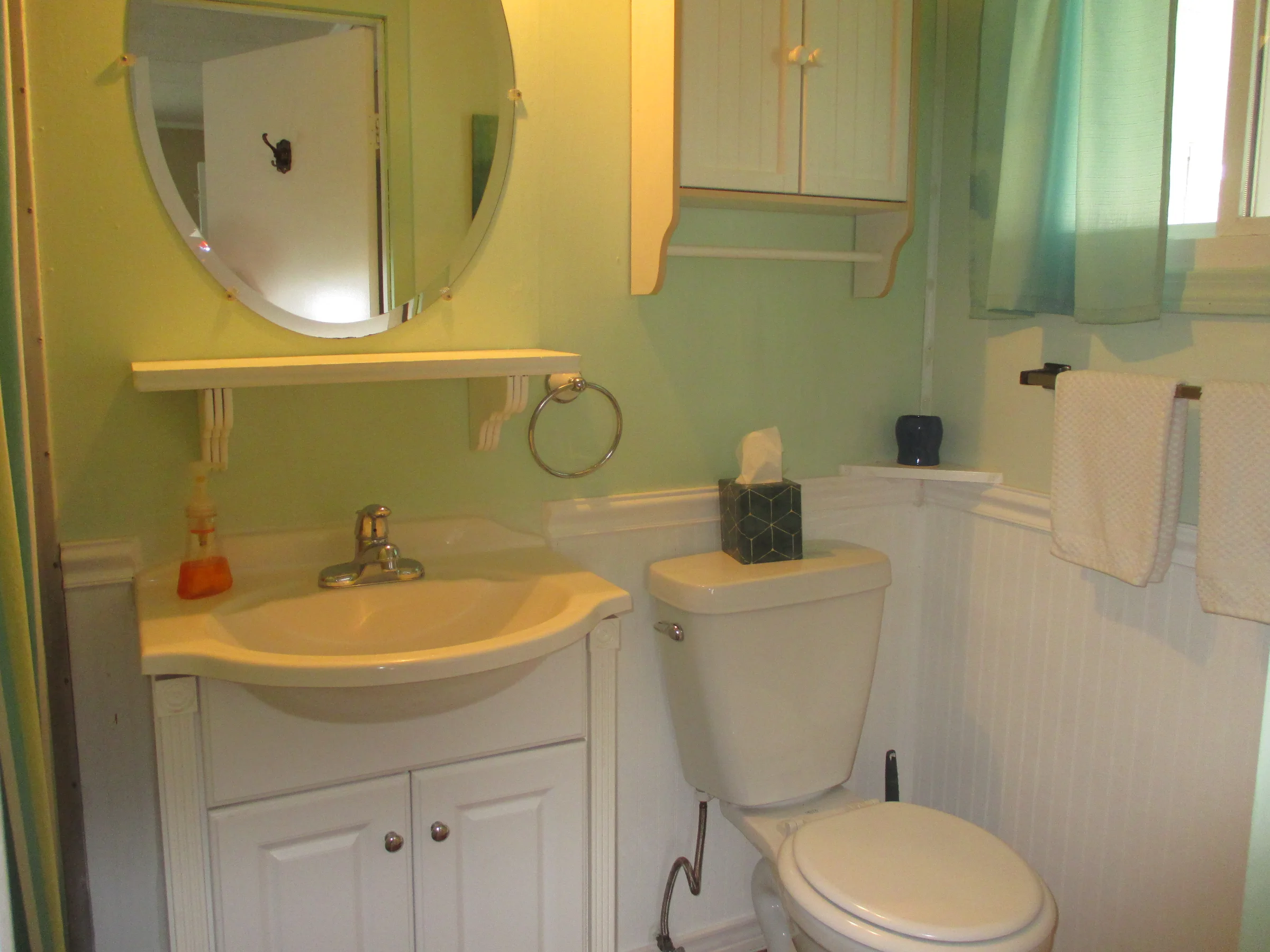 437 Flamingo Street manufactured home in Avon on the Lake Senior Community, Rochester Hills, MI — photo 12