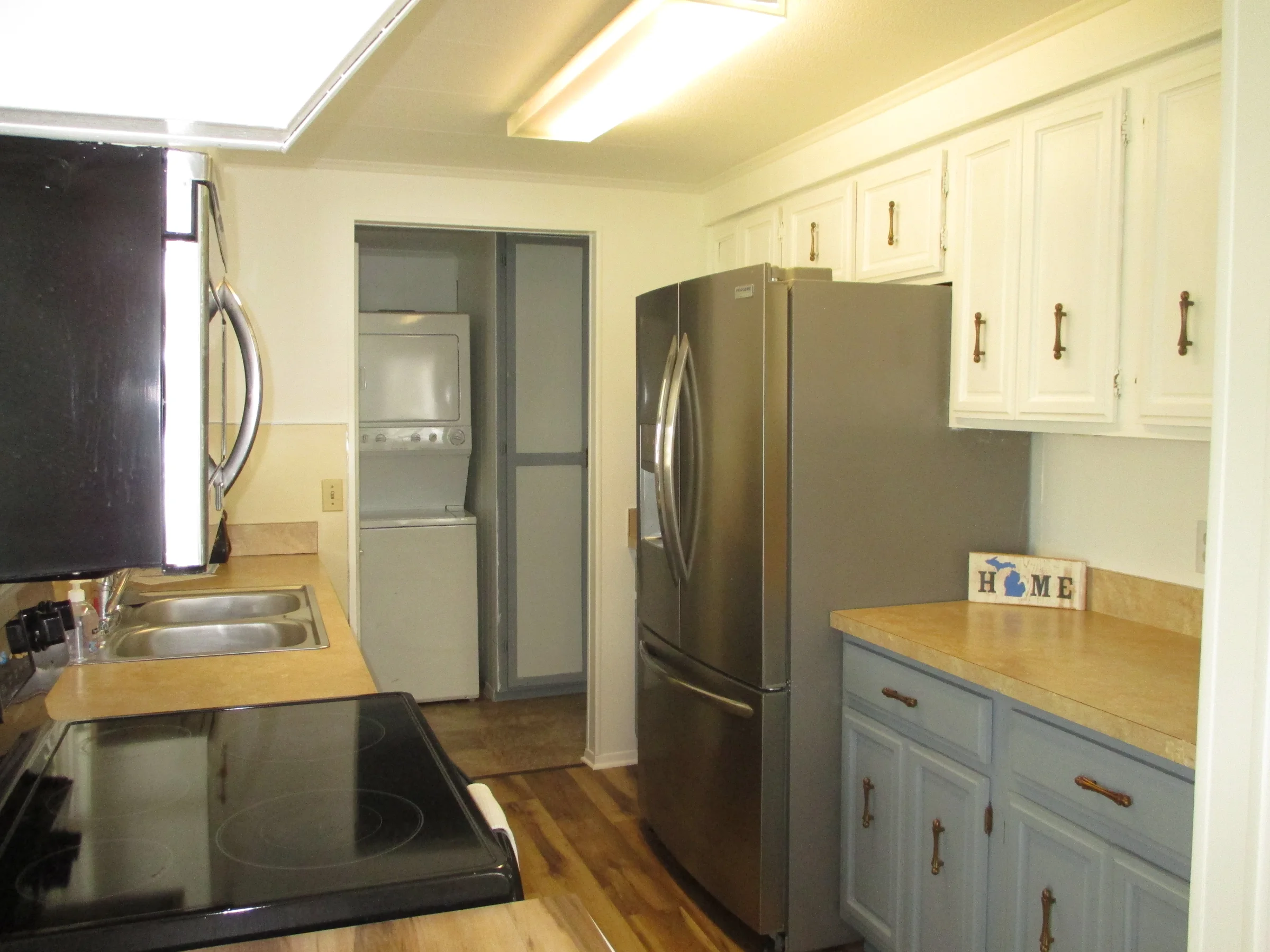 437 Flamingo Street manufactured home in Avon on the Lake Senior Community, Rochester Hills, MI — photo 6