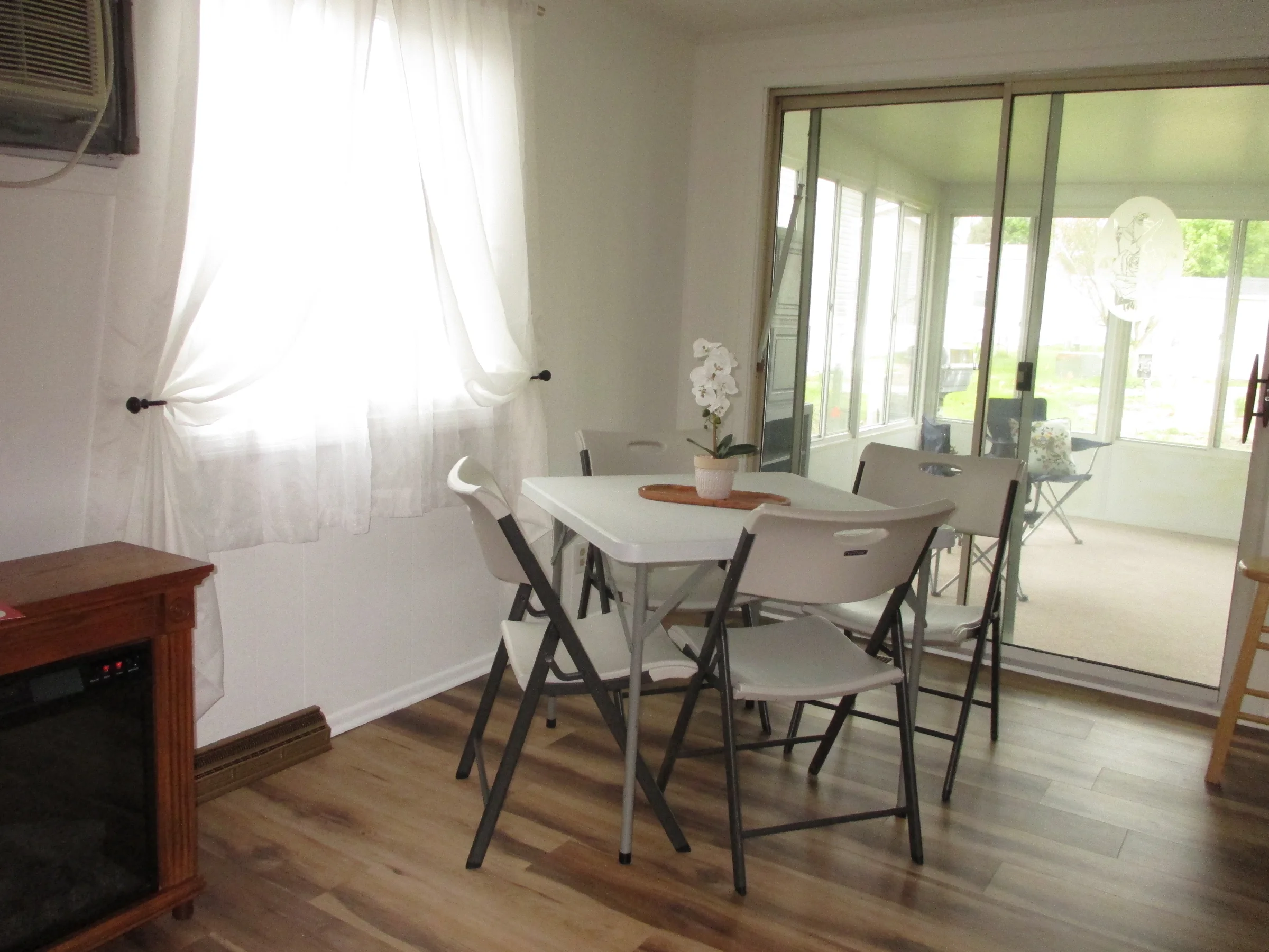 437 Flamingo Street manufactured home in Avon on the Lake Senior Community, Rochester Hills, MI — photo 9