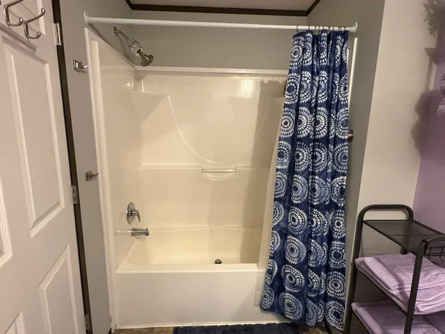 183 Flicker St manufactured home in Avon on the Lake Senior Community, Rochester Hills, MI — photo 19