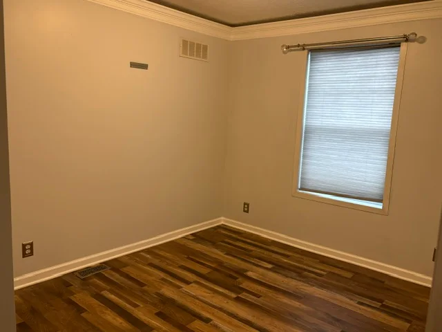 33062 Poplar Ct manufactured home in Meadow Creek, New Haven, MI — photo 17