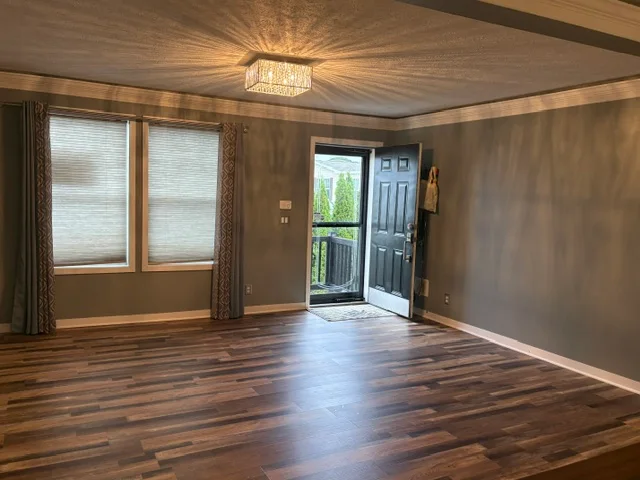 33062 Poplar Ct manufactured home in Meadow Creek, New Haven, MI — photo 6