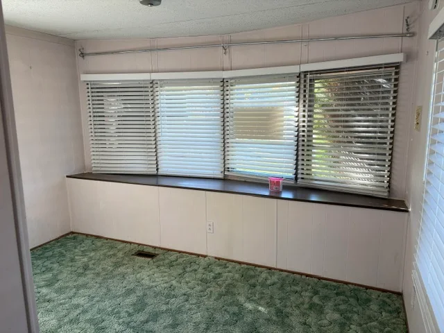 66 Bobolink St manufactured home in Avon on the Lake Senior Community, Rochester Hills, MI — photo 19