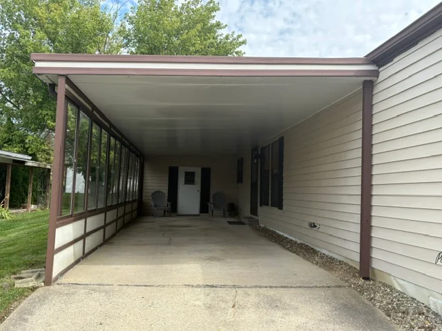 2969 Sandpiper St manufactured home in Avon on the Lake Senior Community, Rochester Hills, MI — photo 4