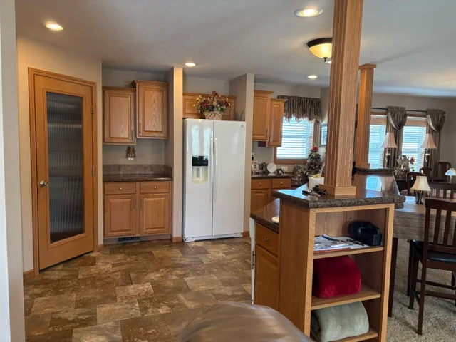 37413 Millstone Trail manufactured home in Millstone Pond, Lenox, MI — photo 10