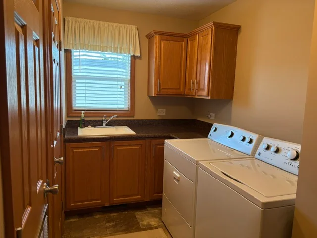 37413 Millstone Trail manufactured home in Millstone Pond, Lenox, MI — photo 15
