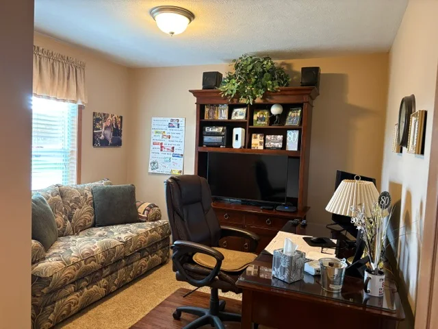 37413 Millstone Trail manufactured home in Millstone Pond, Lenox, MI — photo 21