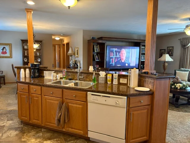 37413 Millstone Trail manufactured home in Millstone Pond, Lenox, MI — photo 9