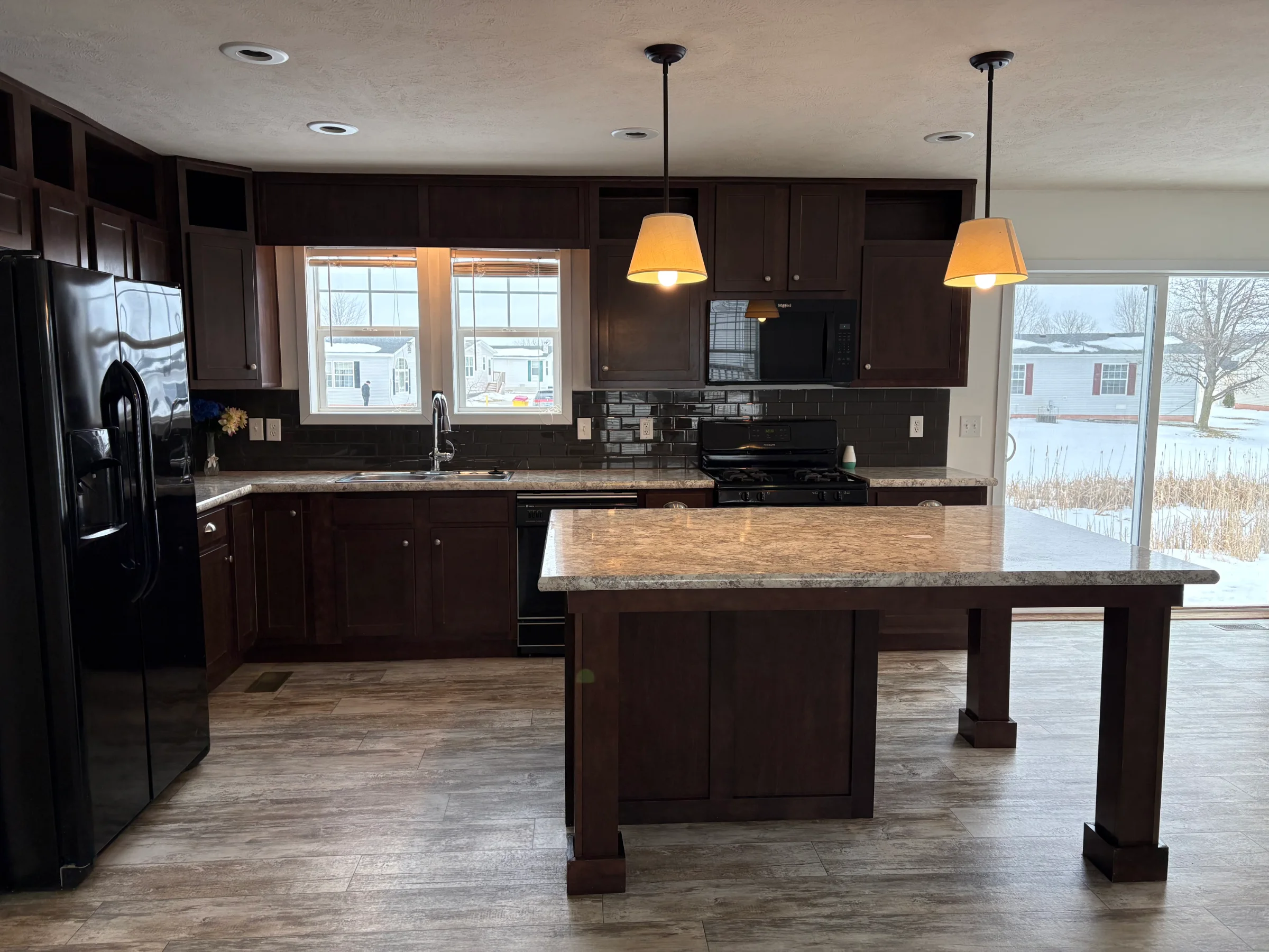 33143 Aspen Court manufactured home in Meadow Creek, New Haven, MI — photo 10