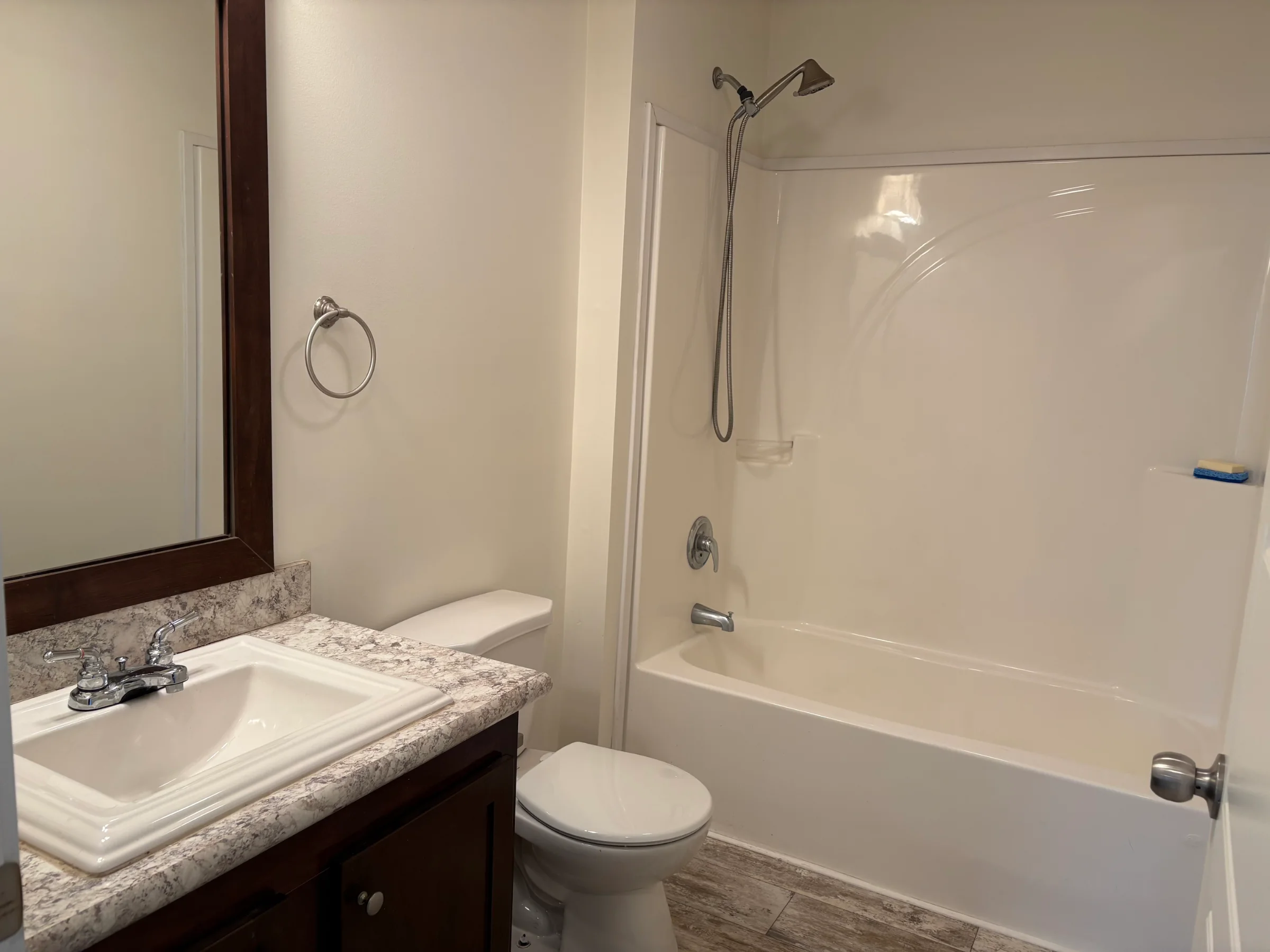 33143 Aspen Court manufactured home in Meadow Creek, New Haven, MI — photo 17