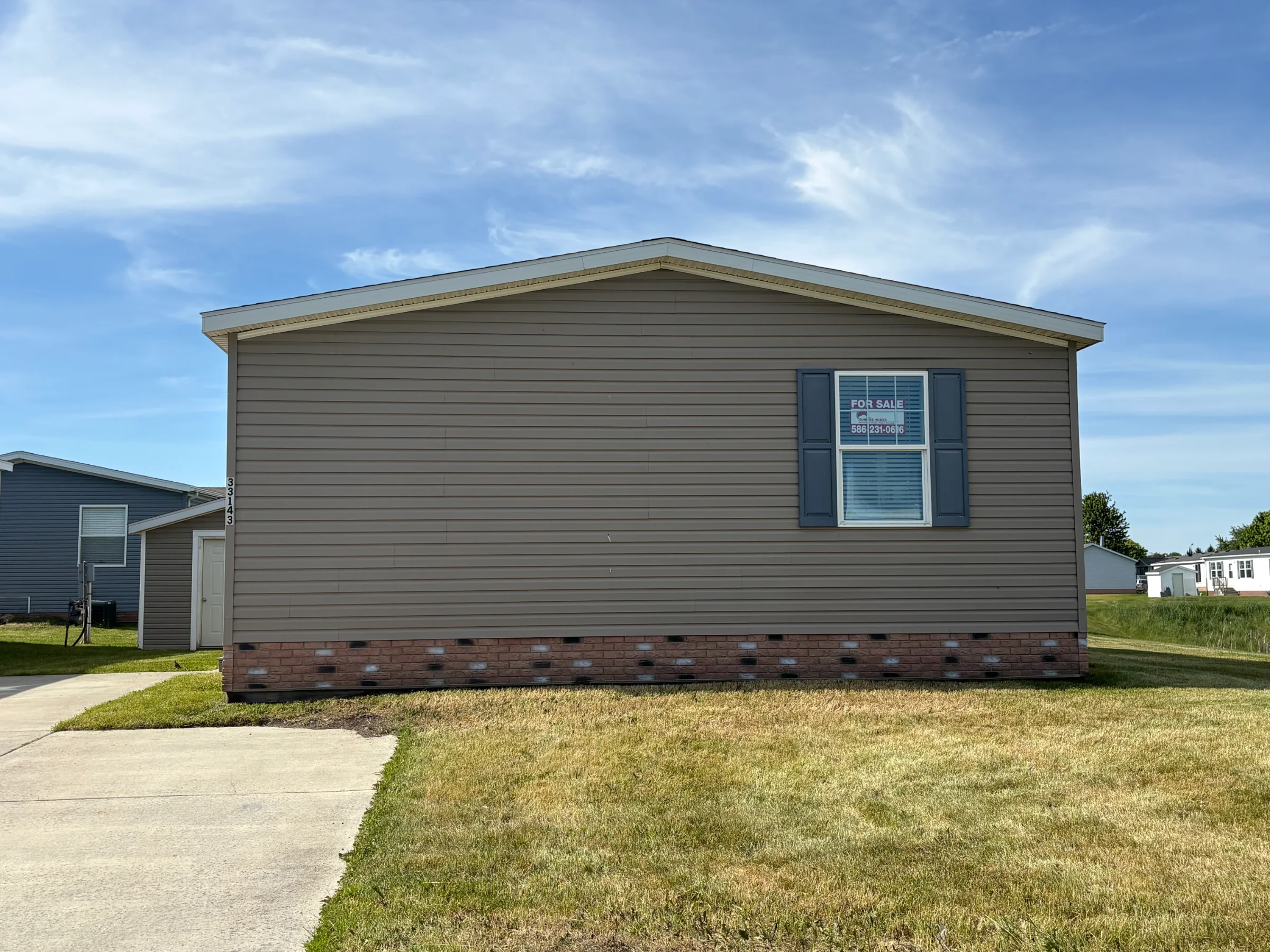 33143 Aspen Court manufactured home in Meadow Creek, New Haven, MI — photo 3