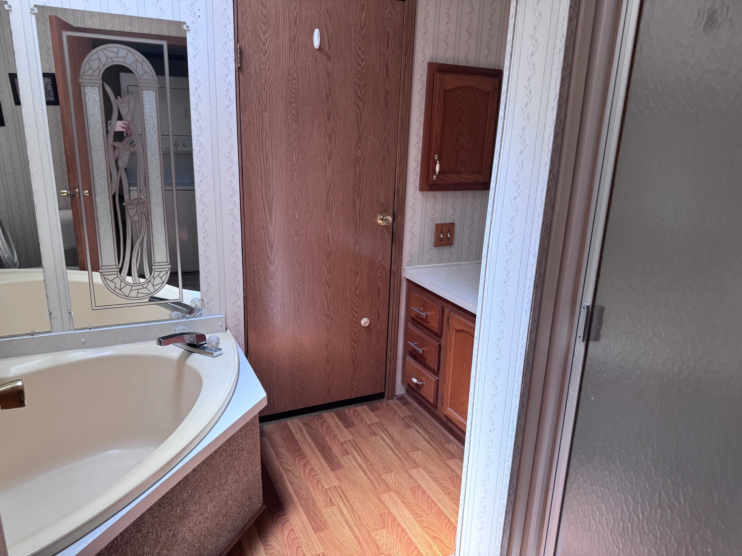11508 Richmond manufactured home in East Village Estates, Washington Township, MI — photo 13