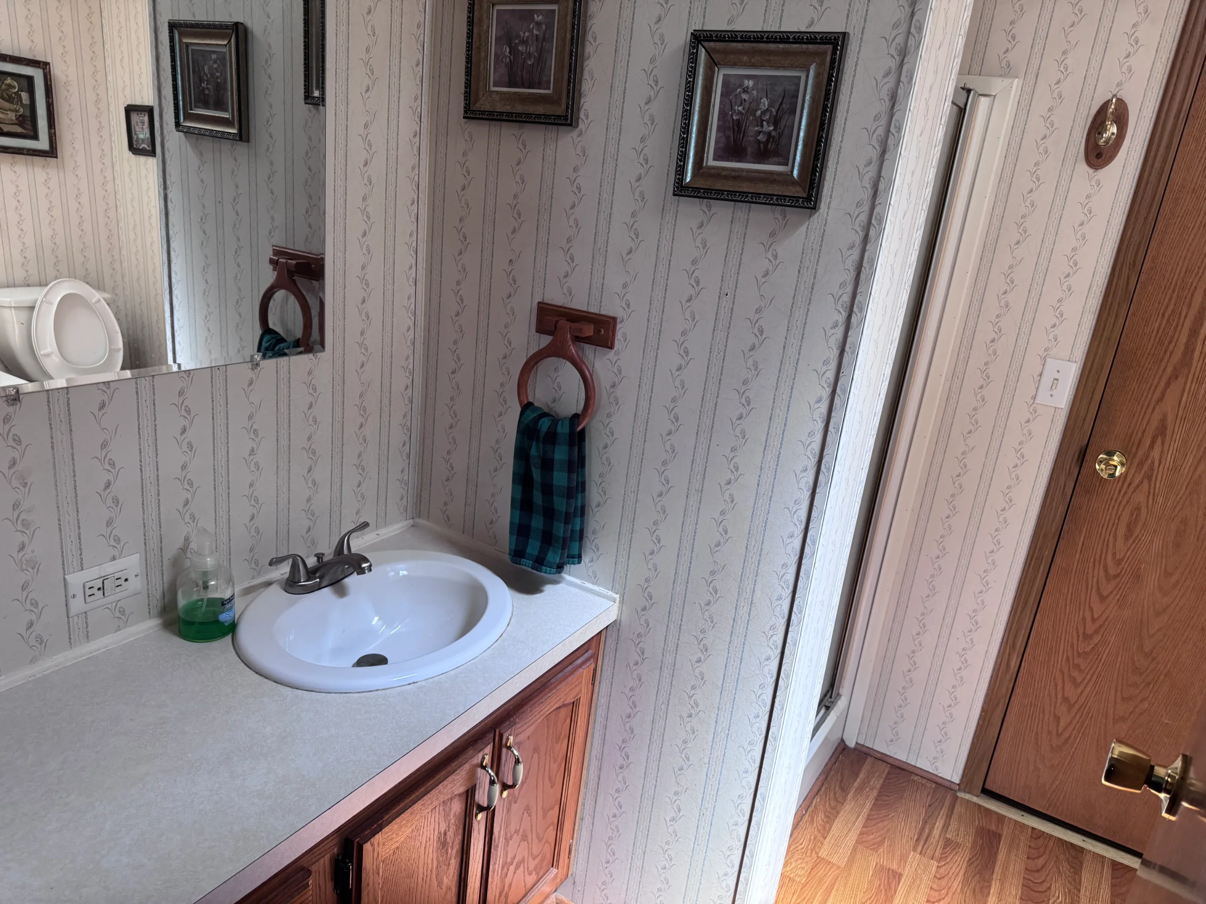 11508 Richmond manufactured home in East Village Estates, Washington Township, MI — photo 14
