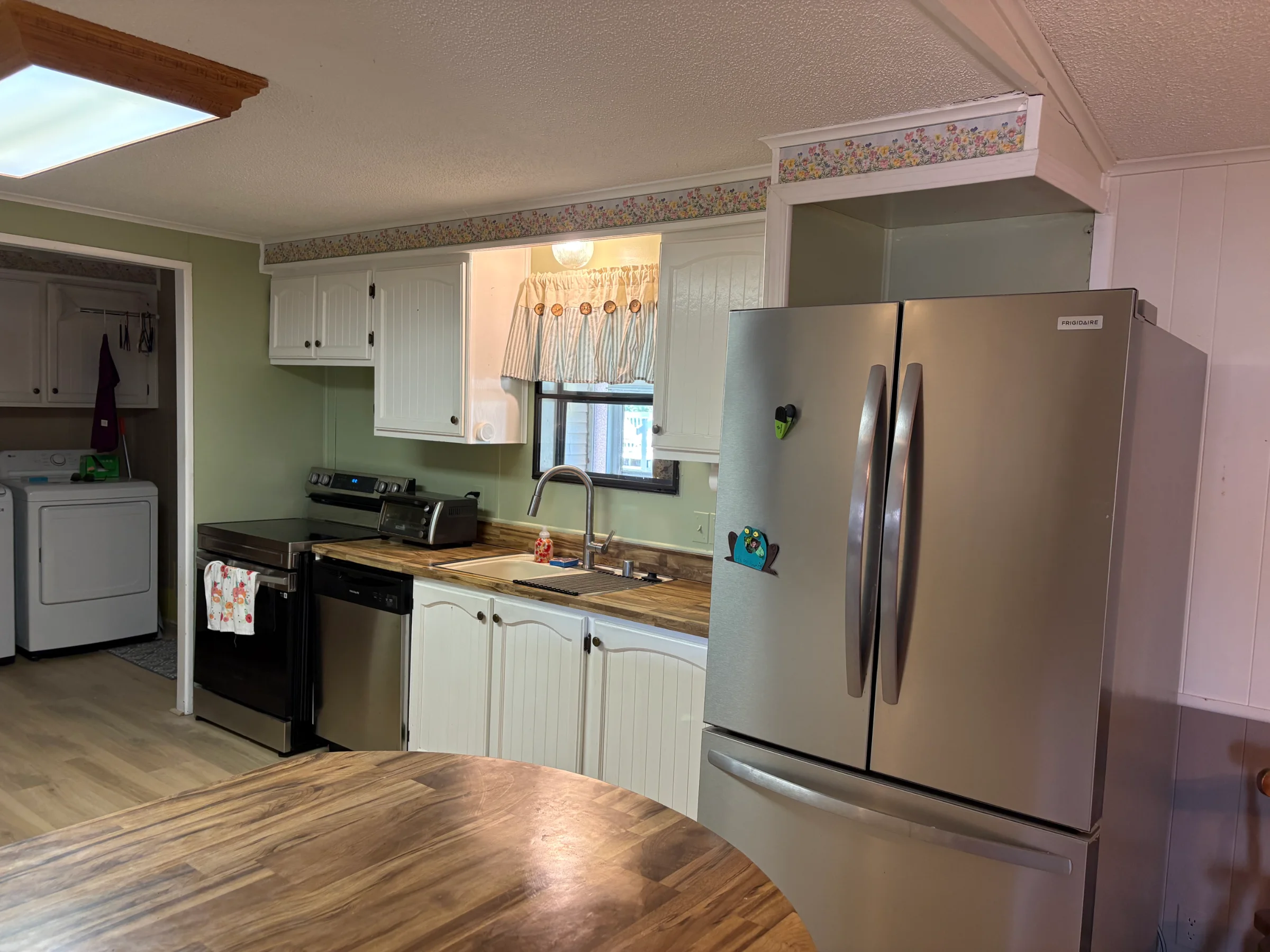 2831 Chickadee Street manufactured home in Avon on the Lake Senior Community, Rochester Hills, MI — photo 12