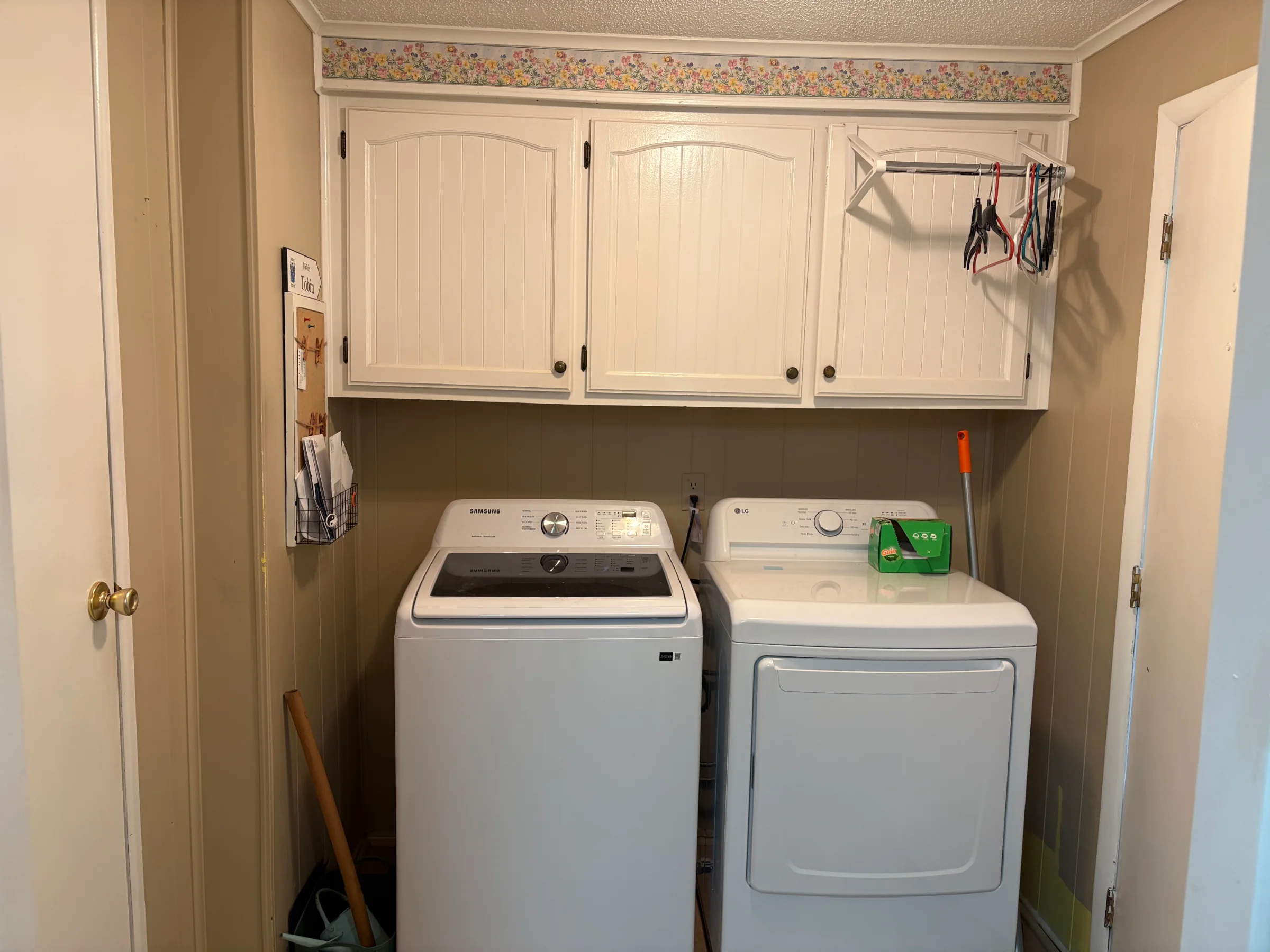 2831 Chickadee Street manufactured home in Avon on the Lake Senior Community, Rochester Hills, MI — photo 16
