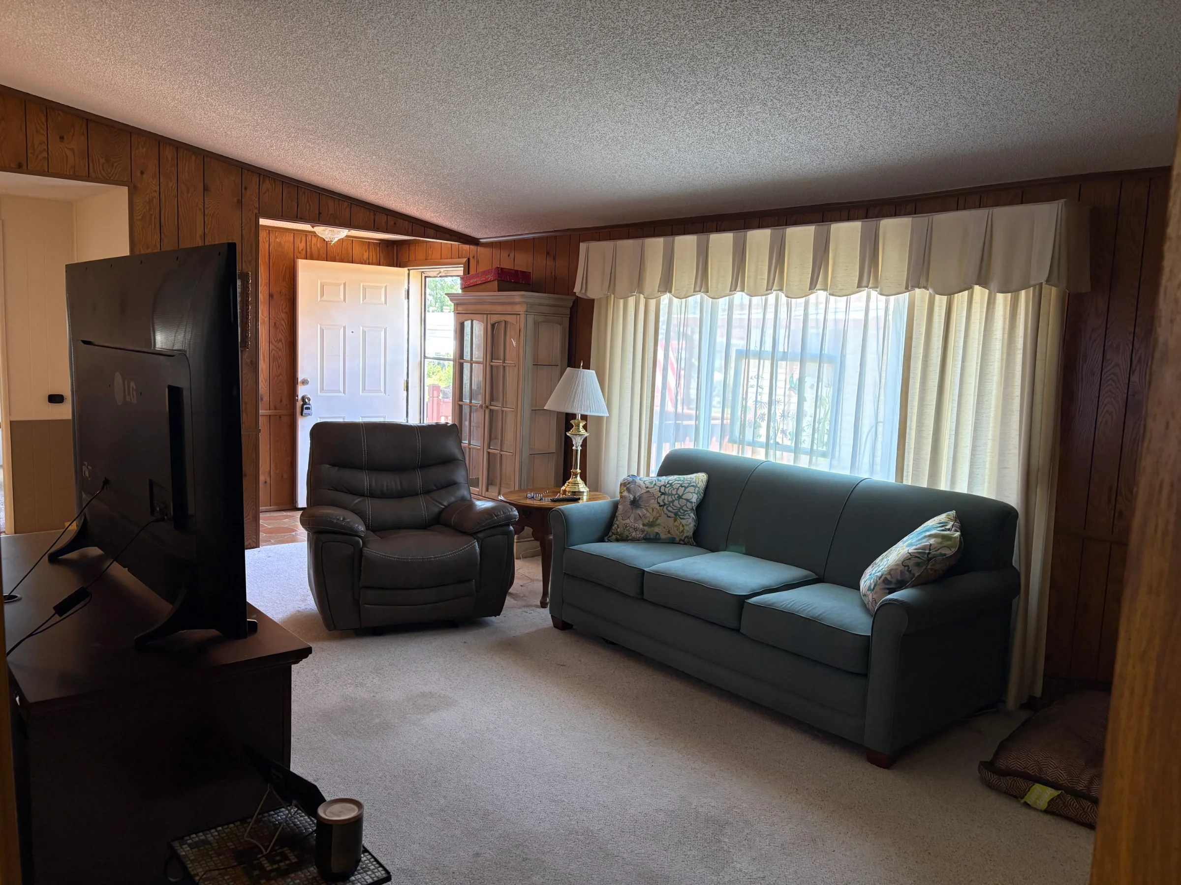2831 Chickadee Street manufactured home in Avon on the Lake Senior Community, Rochester Hills, MI — photo 8