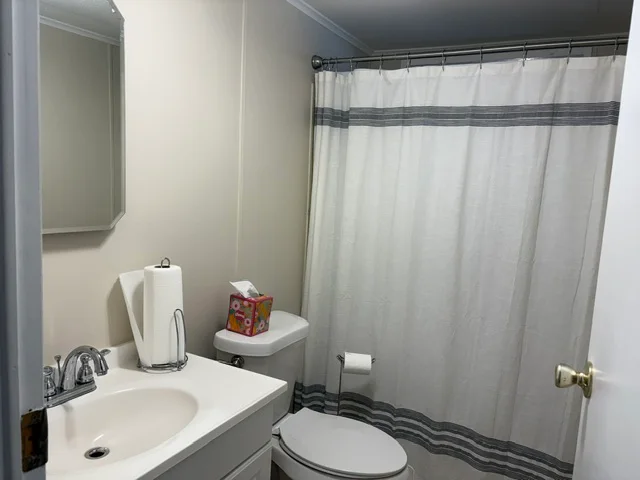524 Mallard St manufactured home in Avon on the Lake Senior Community, Rochester Hills, MI — photo 22