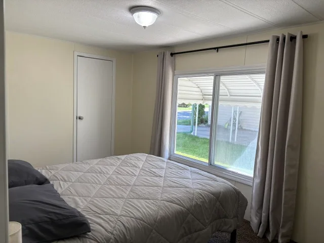 2728 Chickadee St. manufactured home in Avon on the Lake Senior Community, Rochester Hills, MI — photo 18
