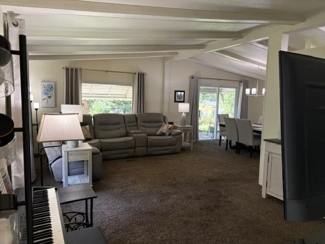 2728 Chickadee St. manufactured home in Avon on the Lake Senior Community, Rochester Hills, MI — photo 7