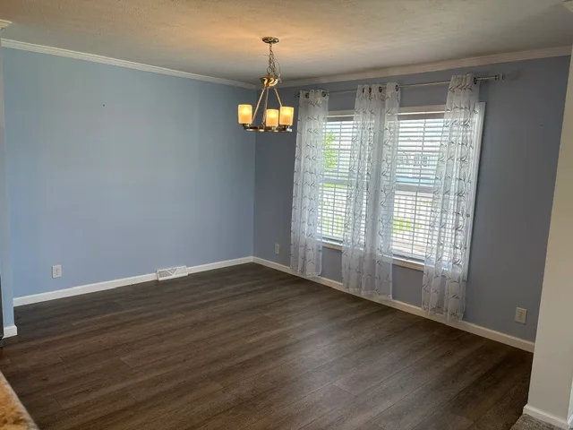 30049 Pin Oak Court manufactured home in Pine Crest Estates Senior Community, Chesterfield, MI — photo 14