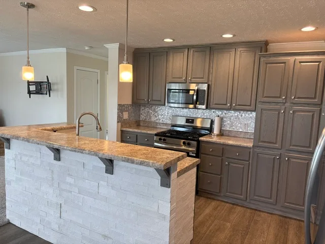 30049 Pin Oak Court manufactured home in Pine Crest Estates Senior Community, Chesterfield, MI — photo 13