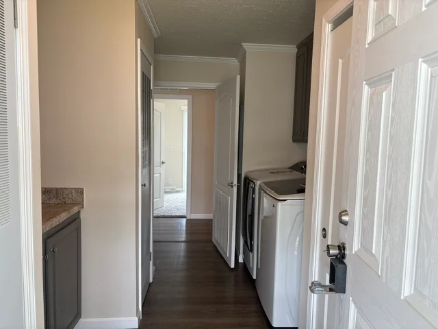 30049 Pin Oak Court manufactured home in Pine Crest Estates Senior Community, Chesterfield, MI — photo 15