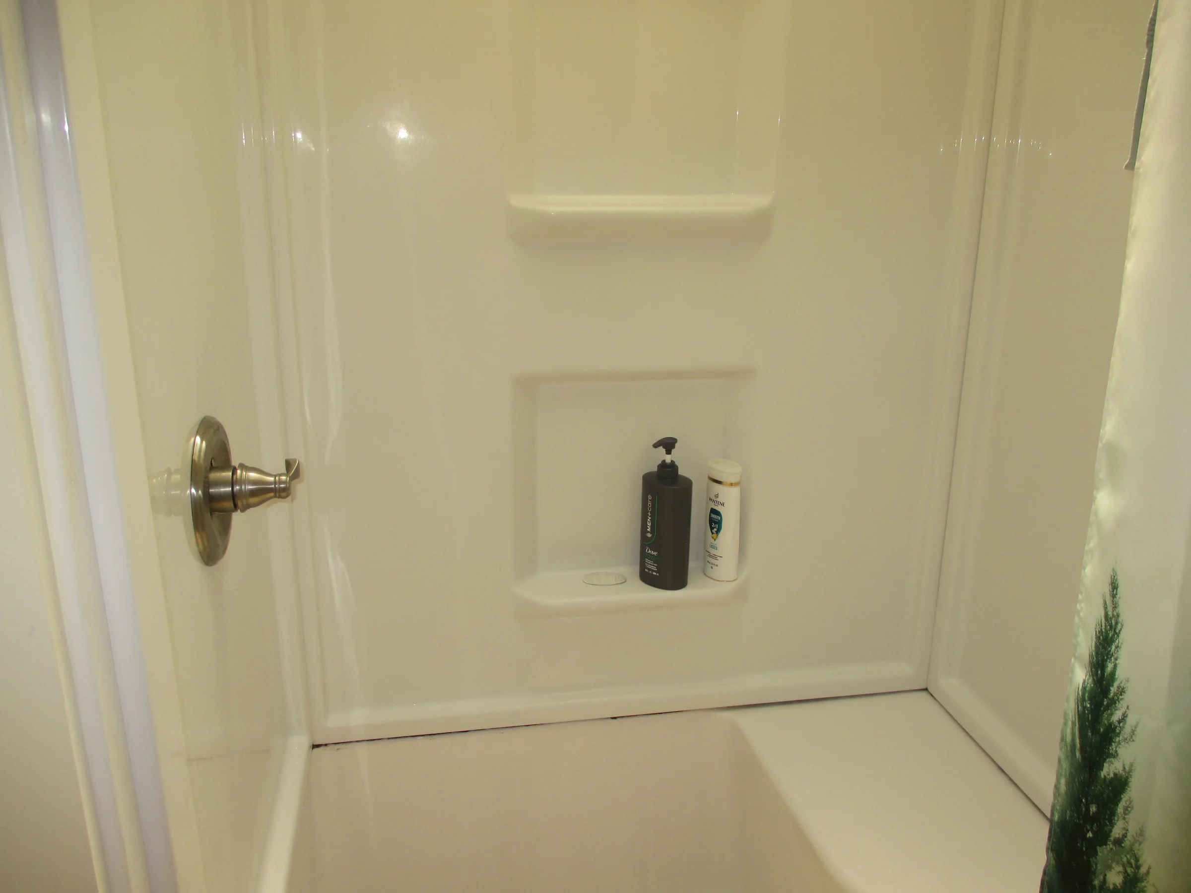 48573 Lakeview E manufactured home in Dequindre Estates, Shelby Township, MI — photo 26