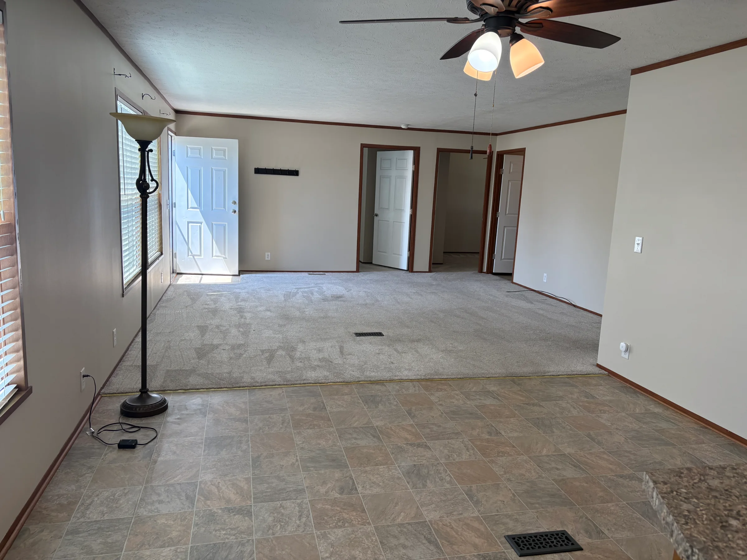 56 Bobolink Street manufactured home in Avon on the Lake Senior Community, Rochester Hills, MI — photo 11