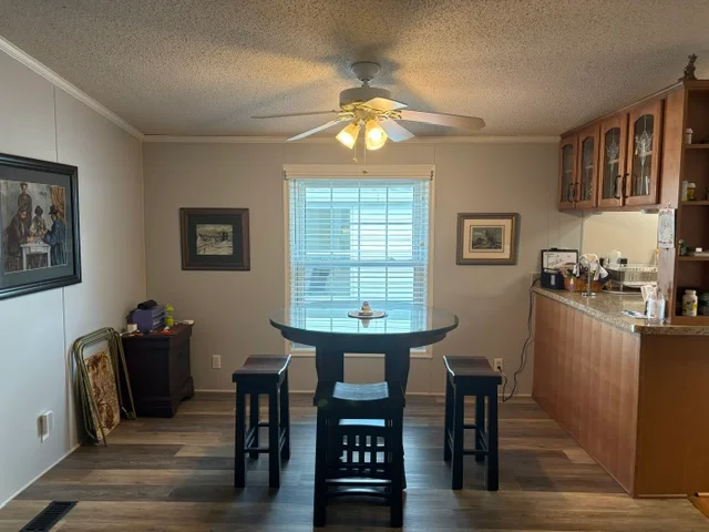 25 Quail St manufactured home in Avon on the Lake Senior Community, Rochester Hills, MI — photo 14