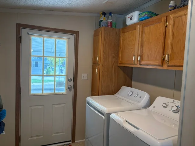 25 Quail St manufactured home in Avon on the Lake Senior Community, Rochester Hills, MI — photo 15