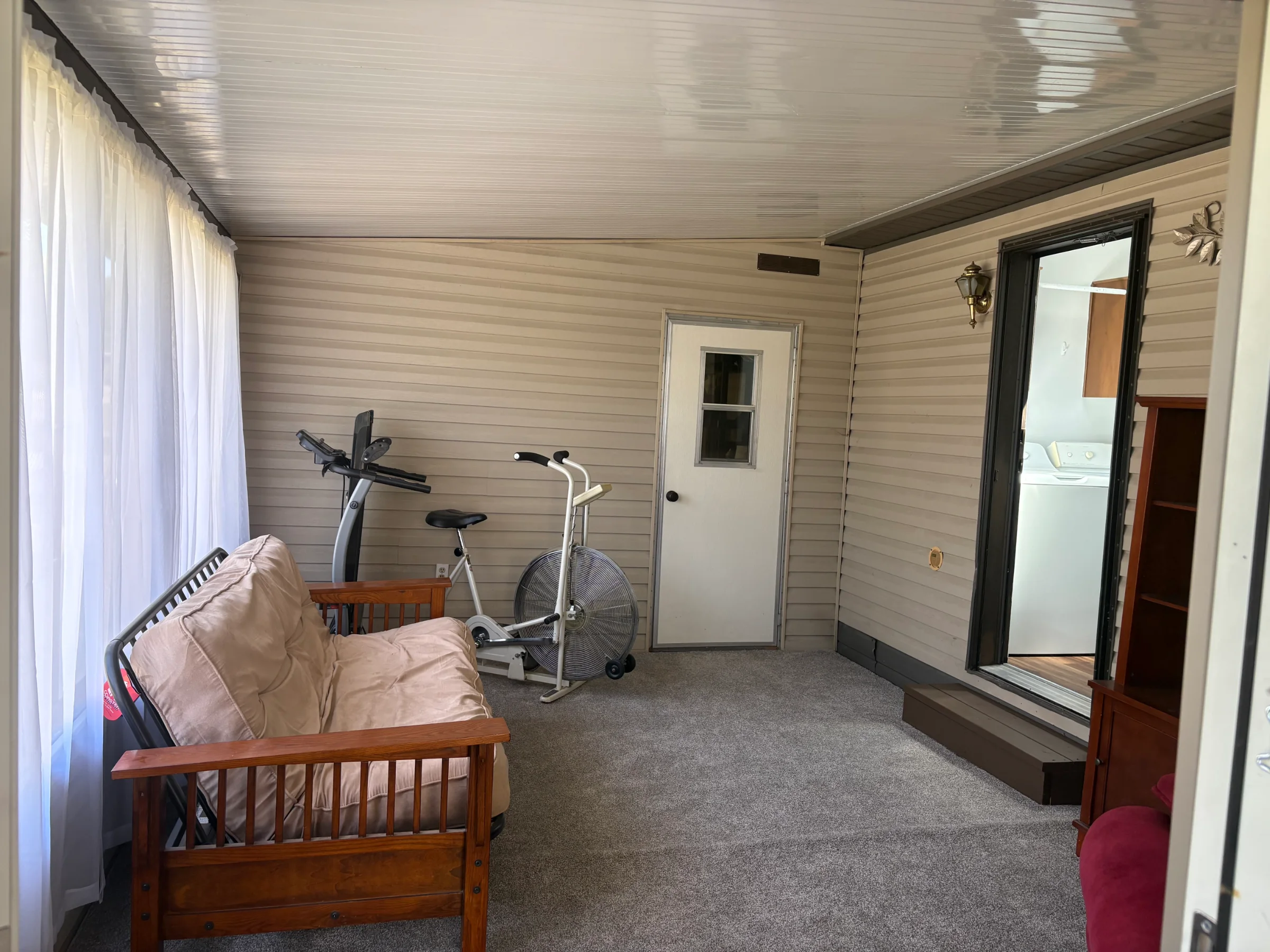 2 Quail Street manufactured home in Avon on the Lake Senior Community, Rochester Hills, MI — photo 7