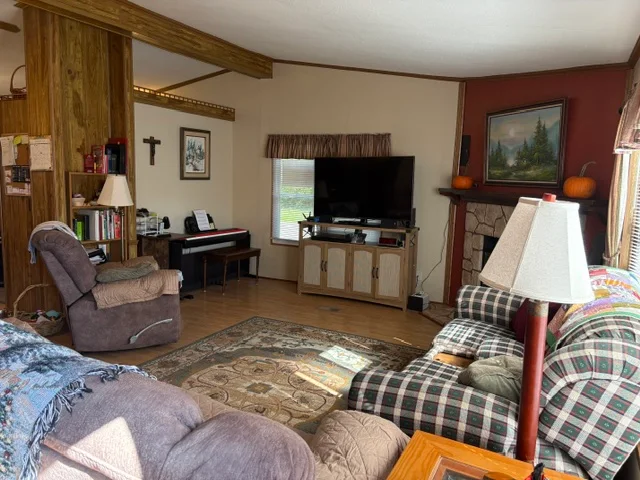 2910 Goldfinch St manufactured home in Avon on the Lake Senior Community, Rochester Hills, MI — photo 10