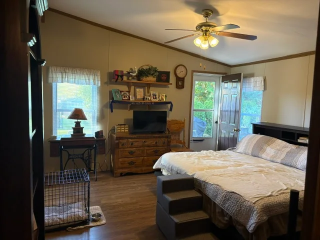 2910 Goldfinch St manufactured home in Avon on the Lake Senior Community, Rochester Hills, MI — photo 17