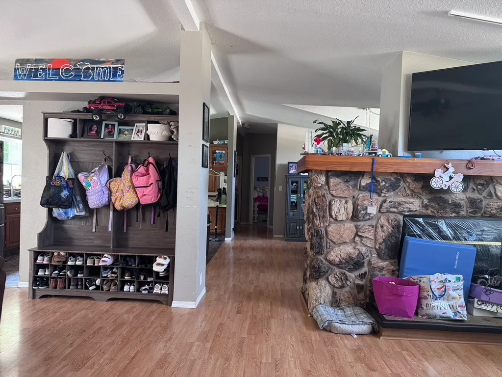 11489 Richmond manufactured home in East Village Estates, Washington Twp, MI — photo 9