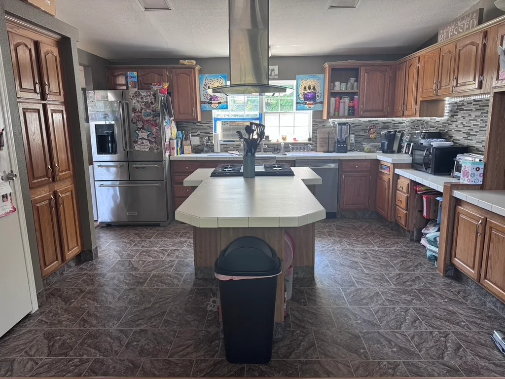 11489 Richmond manufactured home in East Village Estates, Washington Twp, MI — photo 10