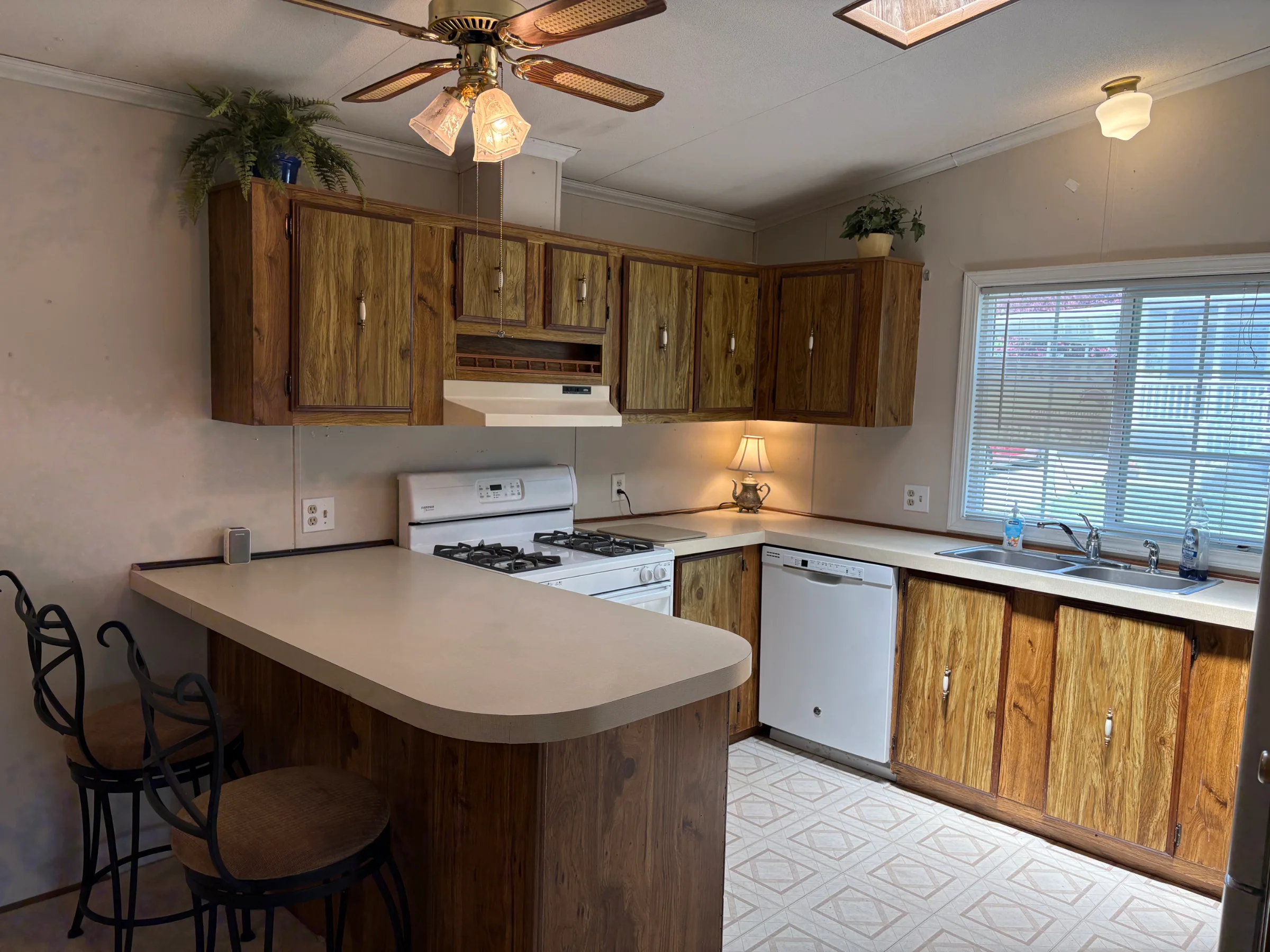 593 Mallard Street manufactured home in Avon on the Lake Senior Community, Rochester Hills, MI — photo 10
