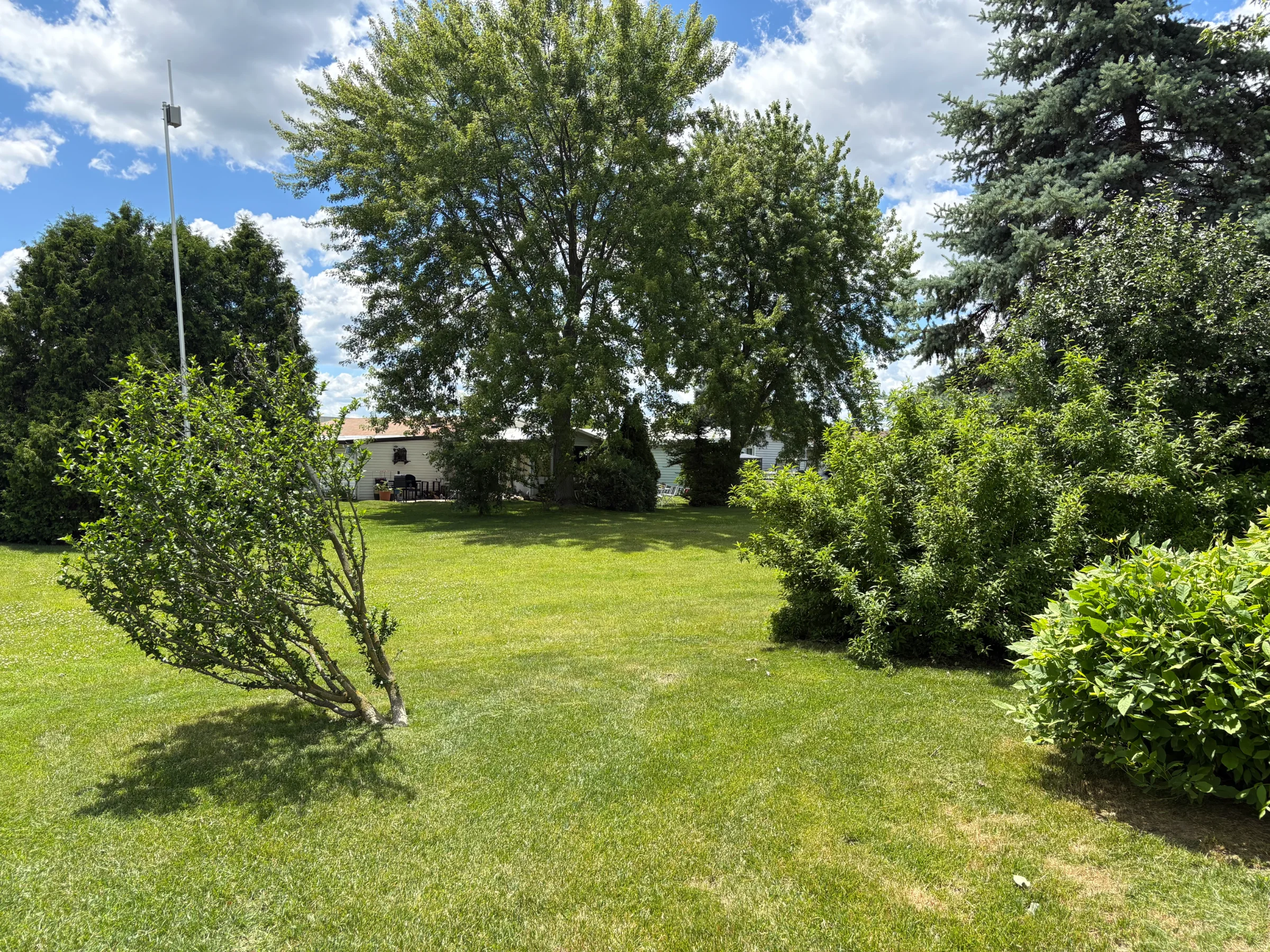 593 Mallard Street manufactured home in Avon on the Lake Senior Community, Rochester Hills, MI — photo 6
