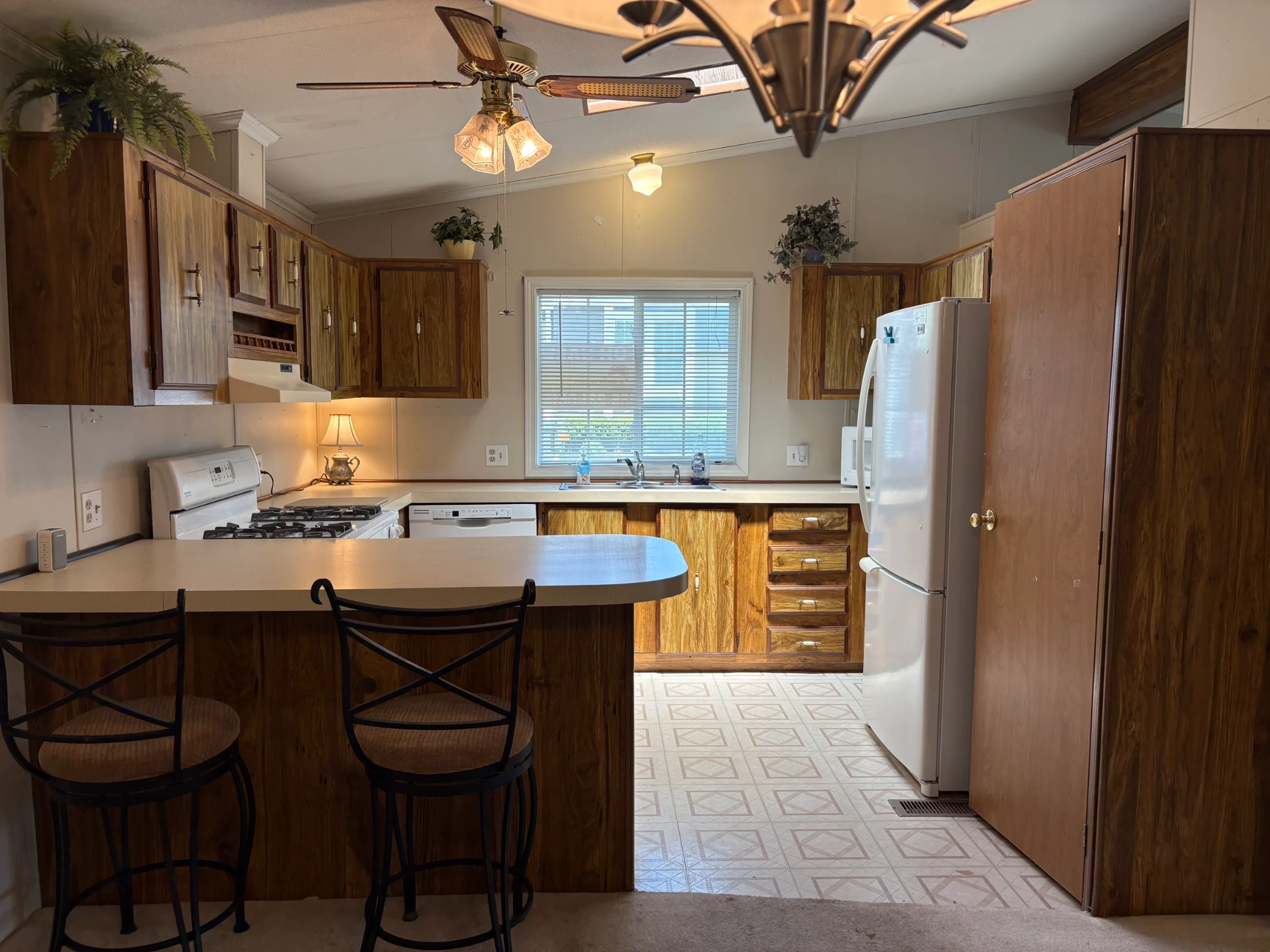 593 Mallard Street manufactured home in Avon on the Lake Senior Community, Rochester Hills, MI — photo 9