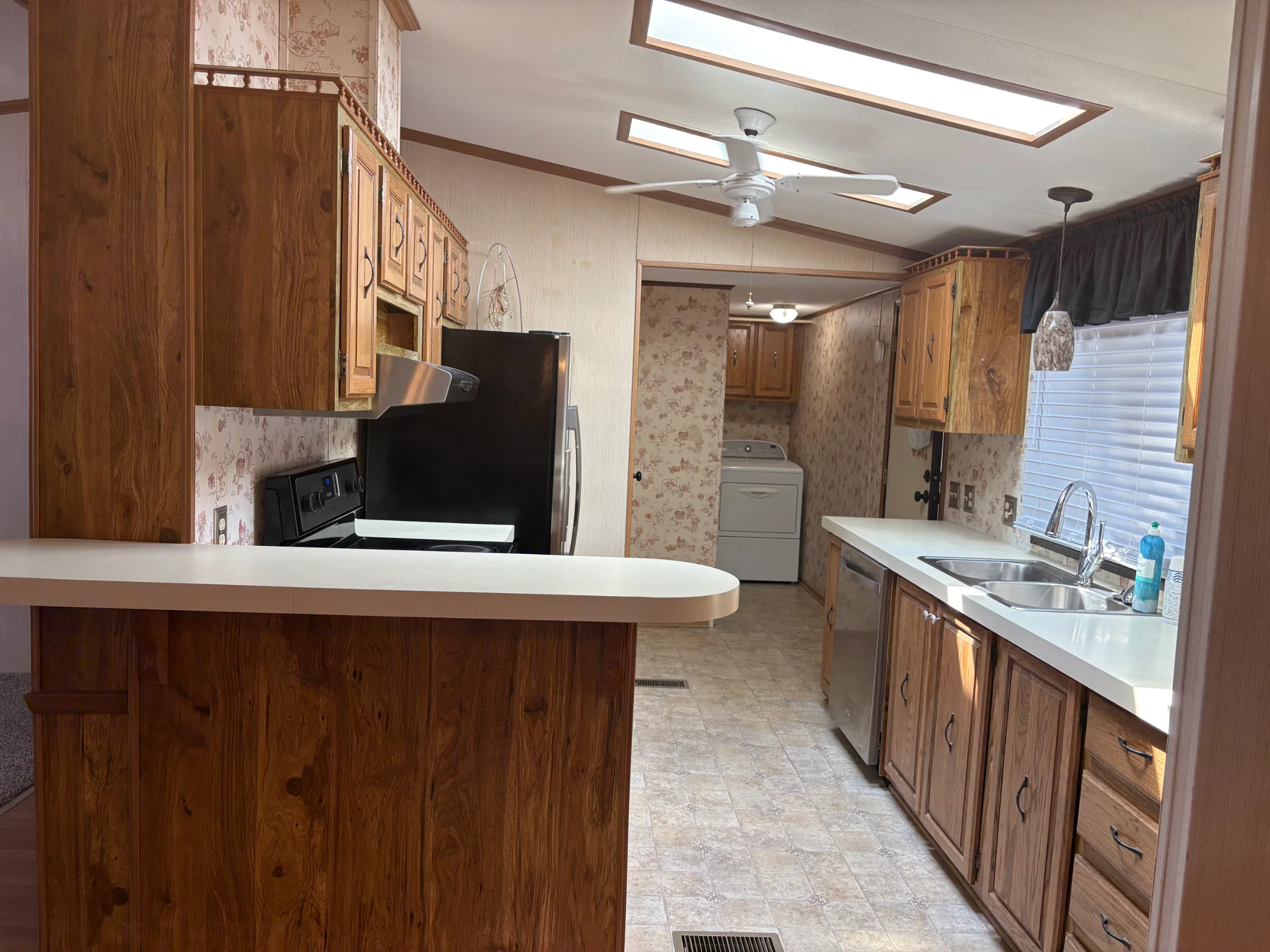 591 Mallard Street manufactured home in Avon on the Lake Senior Community, Rochester Hills, MI — photo 10