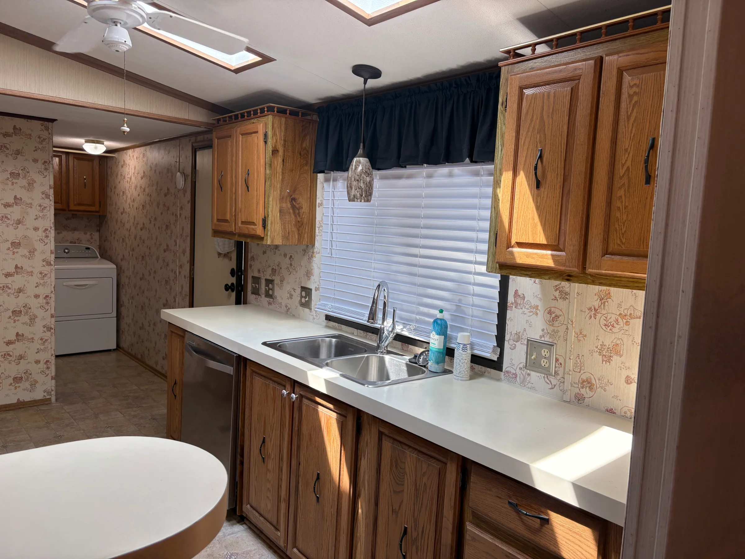 591 Mallard Street manufactured home in Avon on the Lake Senior Community, Rochester Hills, MI — photo 11