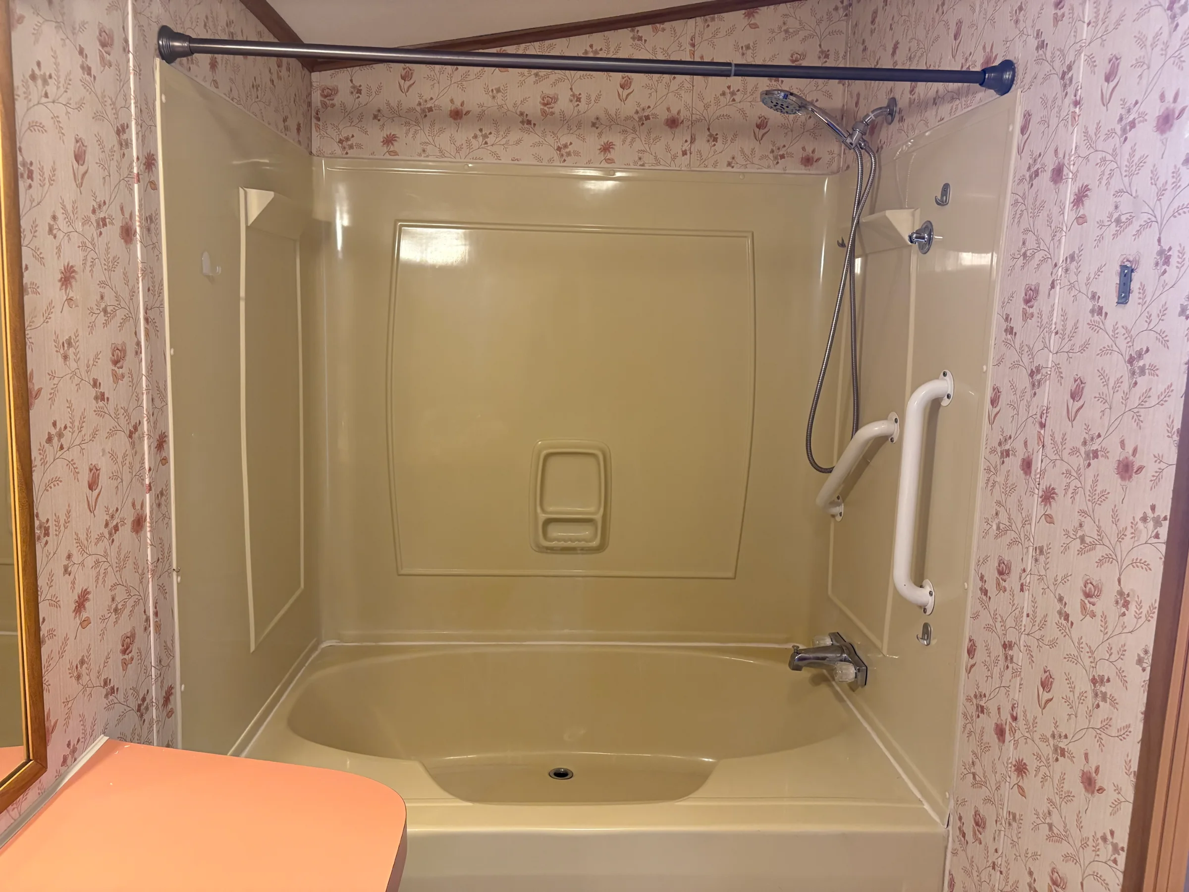 591 Mallard Street manufactured home in Avon on the Lake Senior Community, Rochester Hills, MI — photo 19