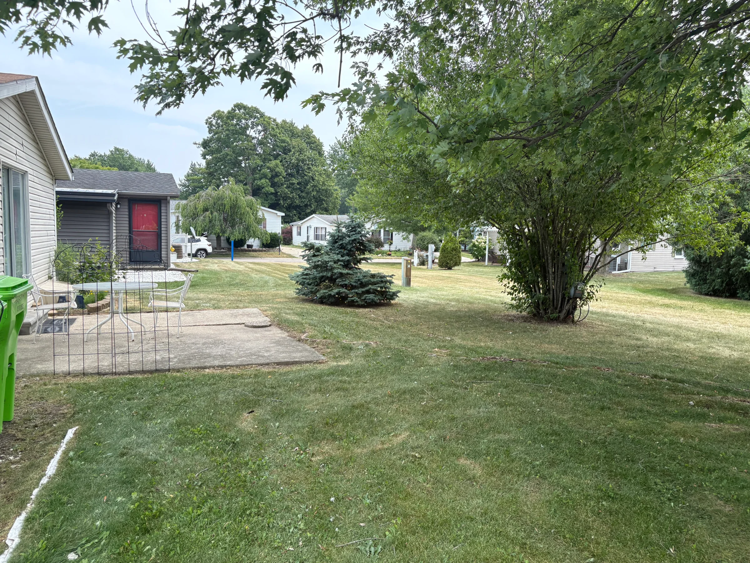591 Mallard Street manufactured home in Avon on the Lake Senior Community, Rochester Hills, MI — photo 4