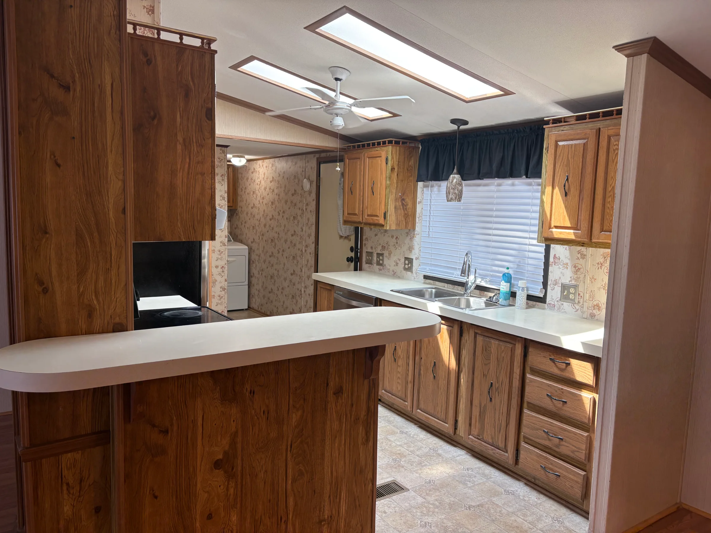 591 Mallard Street manufactured home in Avon on the Lake Senior Community, Rochester Hills, MI — photo 9