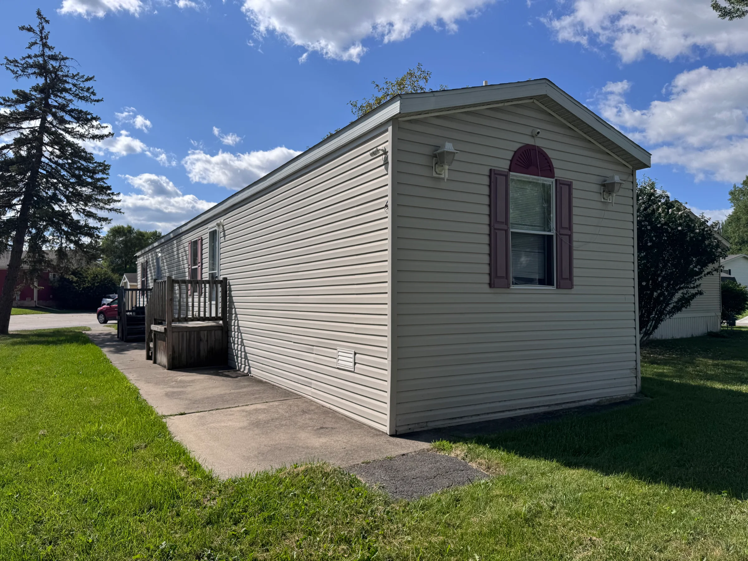 49633 Au Lac Dr E manufactured home in Fairchild Lake, Chesterfield, MI
