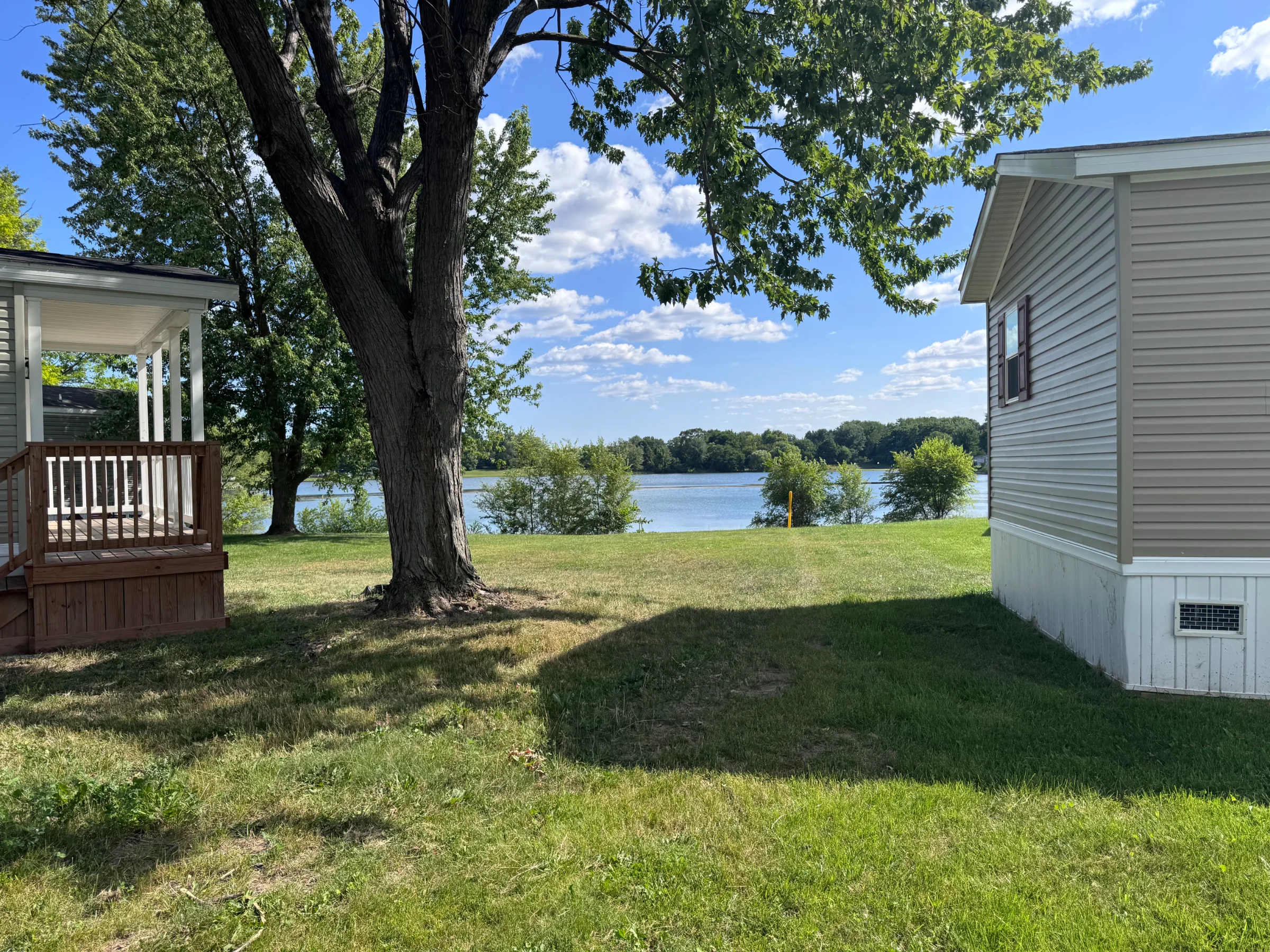 49633 Au Lac Dr E manufactured home in Fairchild Lake, Chesterfield, MI — photo 3