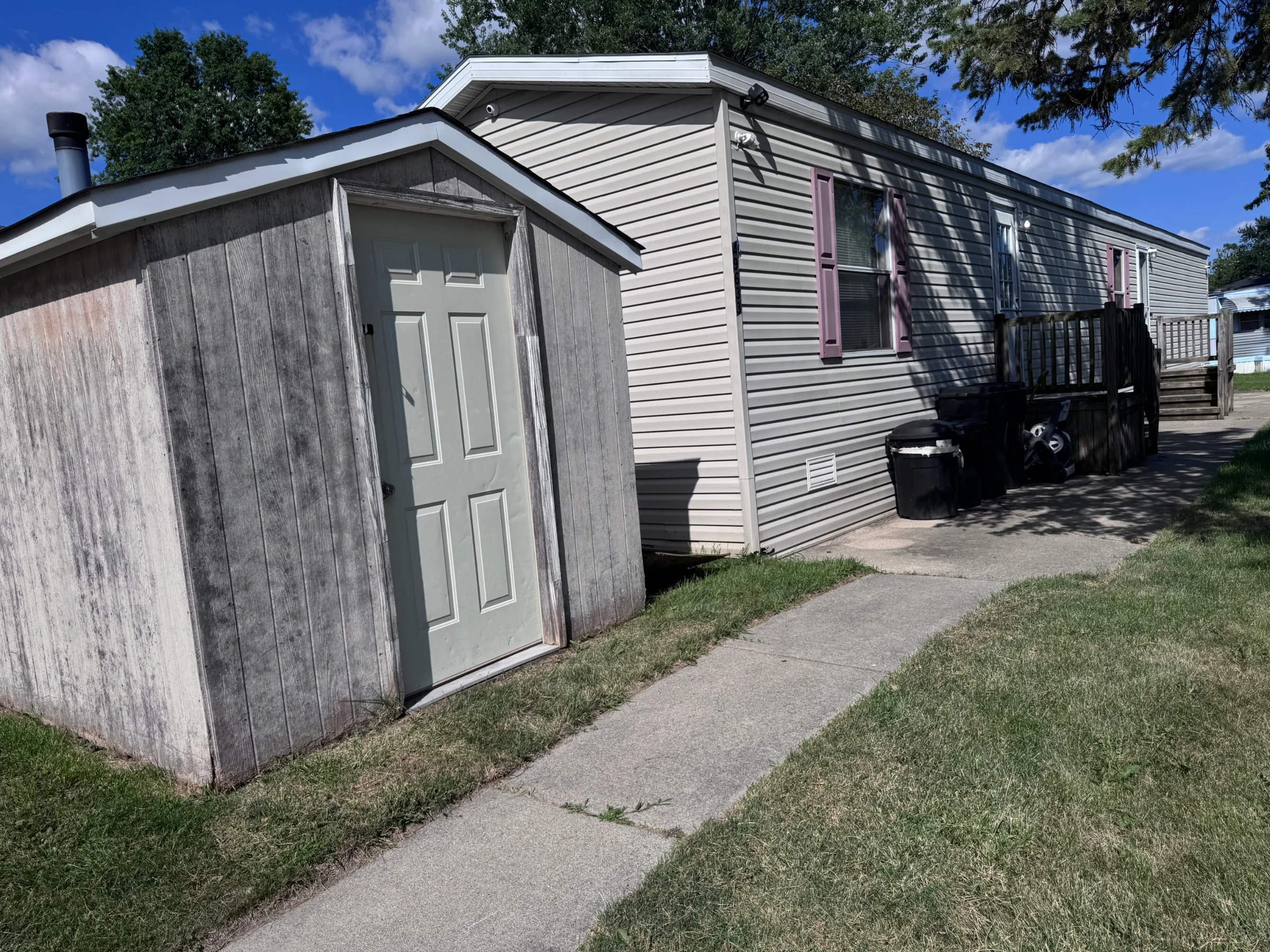 49633 Au Lac Dr E manufactured home in Fairchild Lake, Chesterfield, MI — photo 4