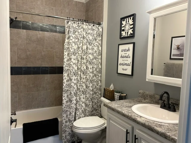 30048 Pin Oak Ct manufactured home in Pine Crest Estates Senior Community, Chesterfield, MI — photo 27