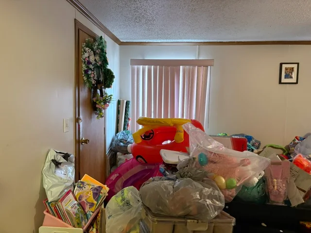 20511 Rosedale Drive manufactured home in Rudgate Clinton, Clinton Township, MI — photo 24