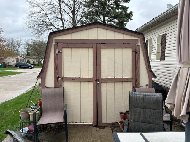 20511 Rosedale Drive manufactured home in Rudgate Clinton, Clinton Township, MI — photo 4
